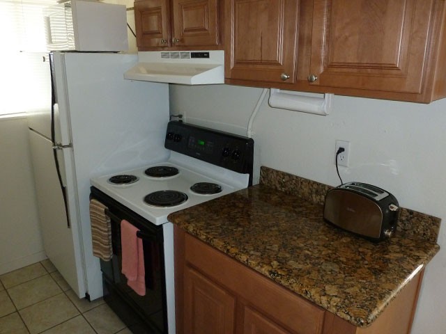 4-Kitchen-Half-Moon-Bay-Corporate-Rental