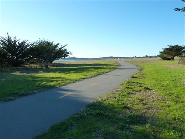 Coastside-Trail