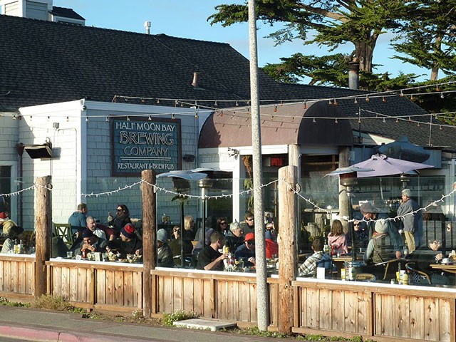 half-Moon-Bay-Brewing