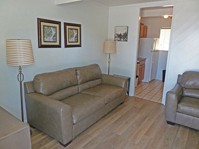Livingroom2